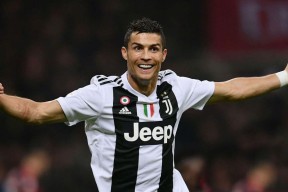 k1体育-马赛训练开放日，今夜主帅复盘引欢呼，NBA总决赛在即，球探报告显示潜力