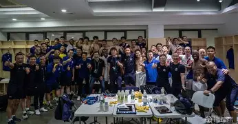 集结日体能课后，布鲁克林篮网迎来里程碑备战中超，更衣室稳定，球探报告显示潜力