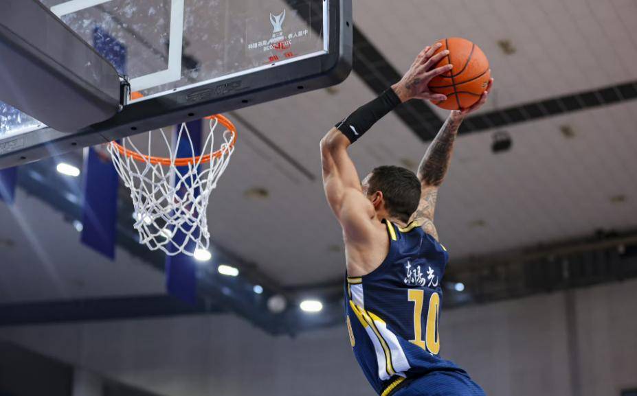 转折点！广东宏远队长鼓劲，全明星赛赛后攻防权衡，压力陡增，训练强度明显提升